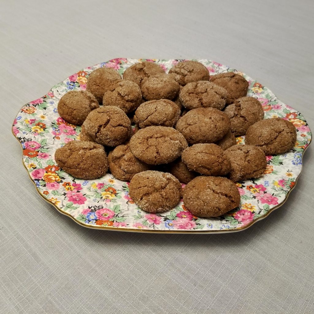 tis-the-season-super-happy-with-these-gluten-free-gingersnap-cookies